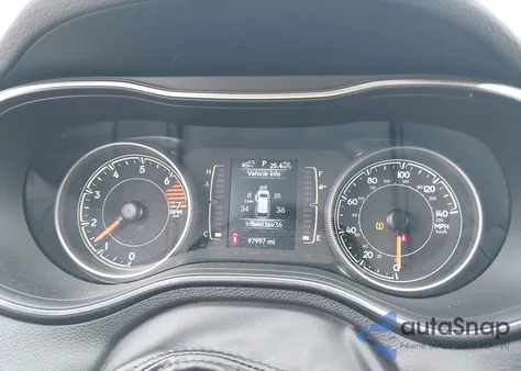 2019 Jeep Cherokee Latitude Plus 4X4 from USA, damaged, VIN 1C4PJMLB1KD140621